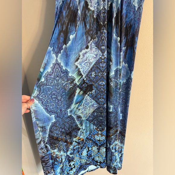 2/$15 NWT WORLD UNITY Blue and Black Patterned Dress - Picture 2 of 8